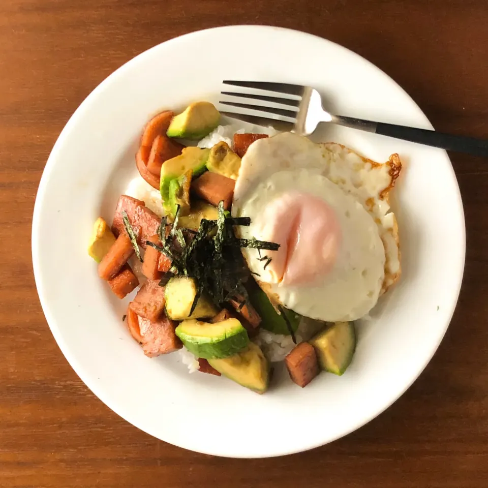 アボカドスパム照り焼き丼　　　　　　　　　Teriyaki Bowl of Avocado and Spam|マユマユさん