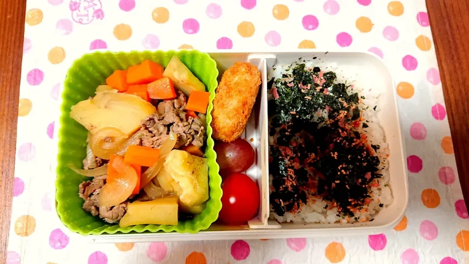 肉じゃが❤️旦那さんお弁当🎵😊|かおるcitronさん