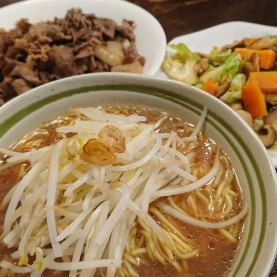 Snapdishの料理写真:和歌山ラーメン(*^_^*)|しーPaPaさん