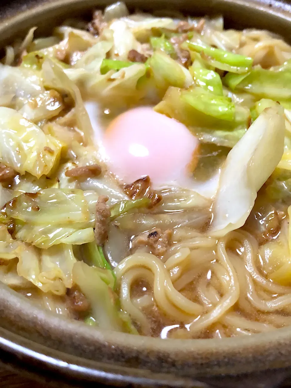 焼きキャベツの鍋焼きラーメン|ミウトおかんさん