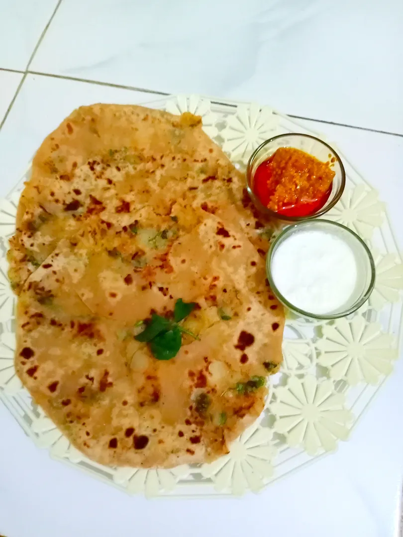 Aaloo paratha🤤made by my sis🍽️|monaさん