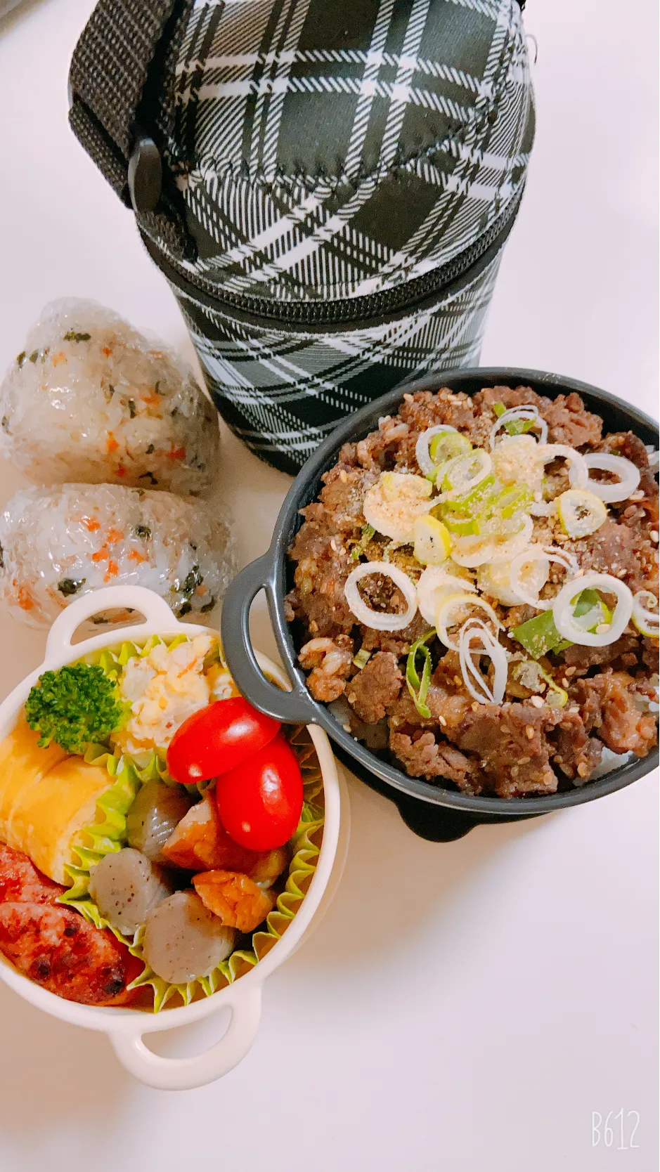 今日の愛妻弁当🍱🥰リクエストのプルコギ丼😋|ゆきさん