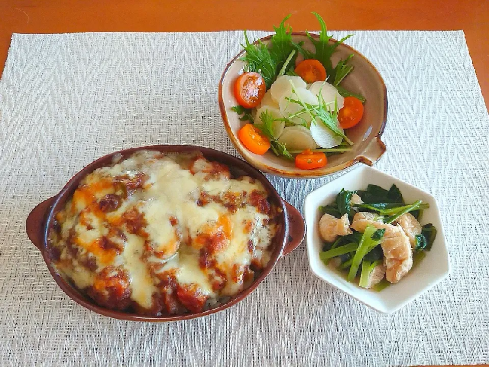 ☆カレードリア
☆ヤーコンと水菜のサラダ
☆小松菜と揚げの煮浸し🍻|chikakoさん