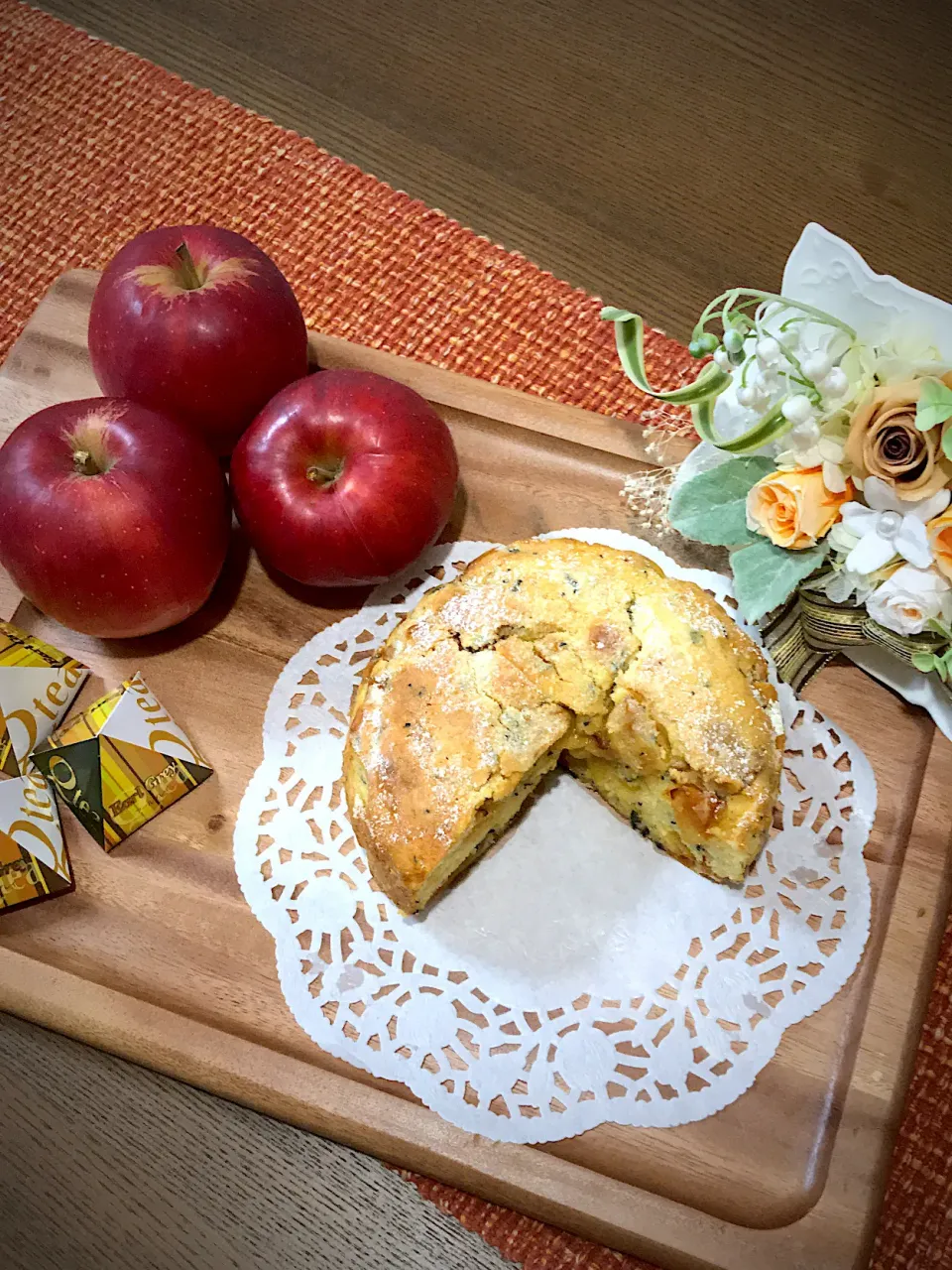 マダム とんちんさんの料理 紅茶とりんごのケーキ|いっちゃんさん