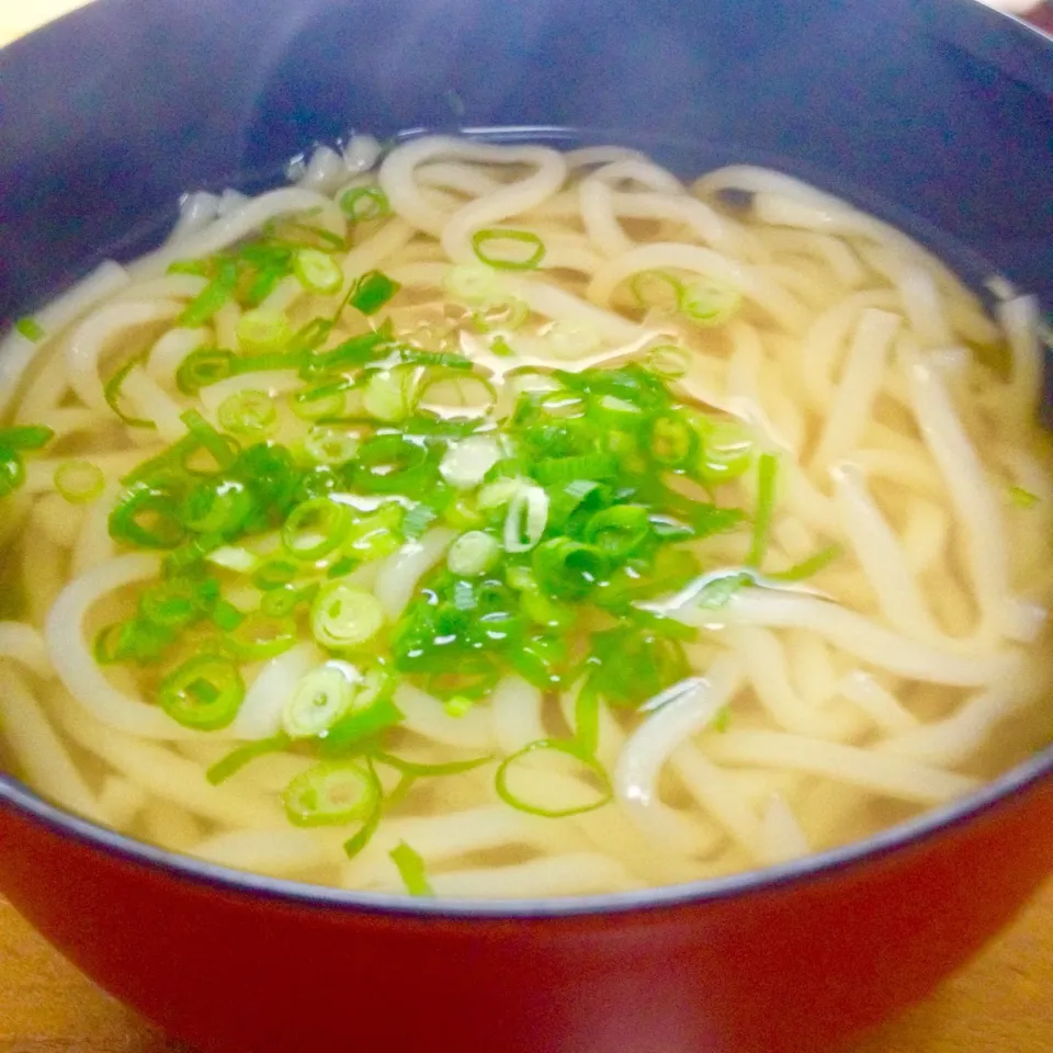 素うどん🍲カップうどんよりも早いし美味しいよ🤗💕#早い簡単手作りうどん|まいりさん