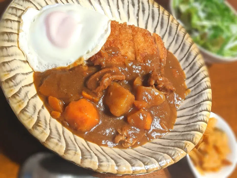 カツカレー|あきたさん