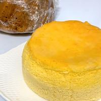 スフレチーズケーキとマローネンクグロフ