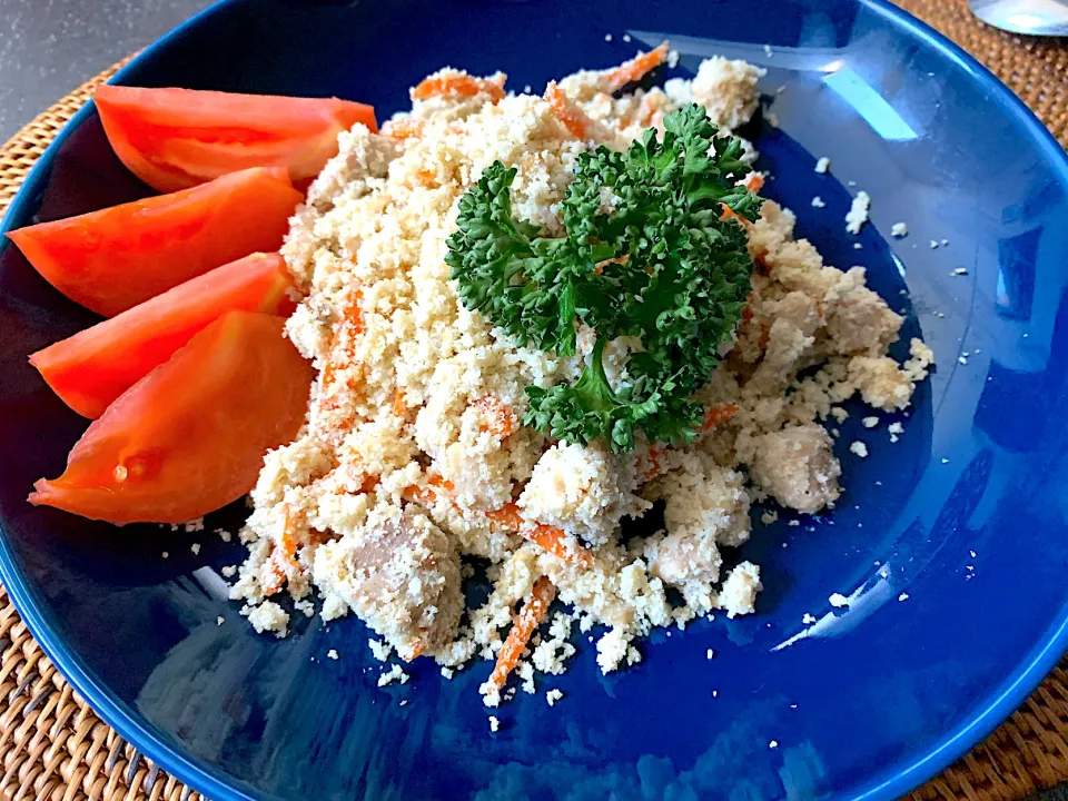 Tofu pulp, chicken, carrot, mushrooms salad|yeni kartikasariさん