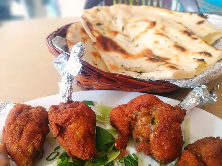 Chicken lollipop dry & butter naan😊
#INDIA #バターナン #チキン #美味しい #sector14|Mitsuhiro.Sさん