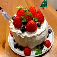 Snapdishの料理写真:クリスマスケーキ🎂|kaorinさん