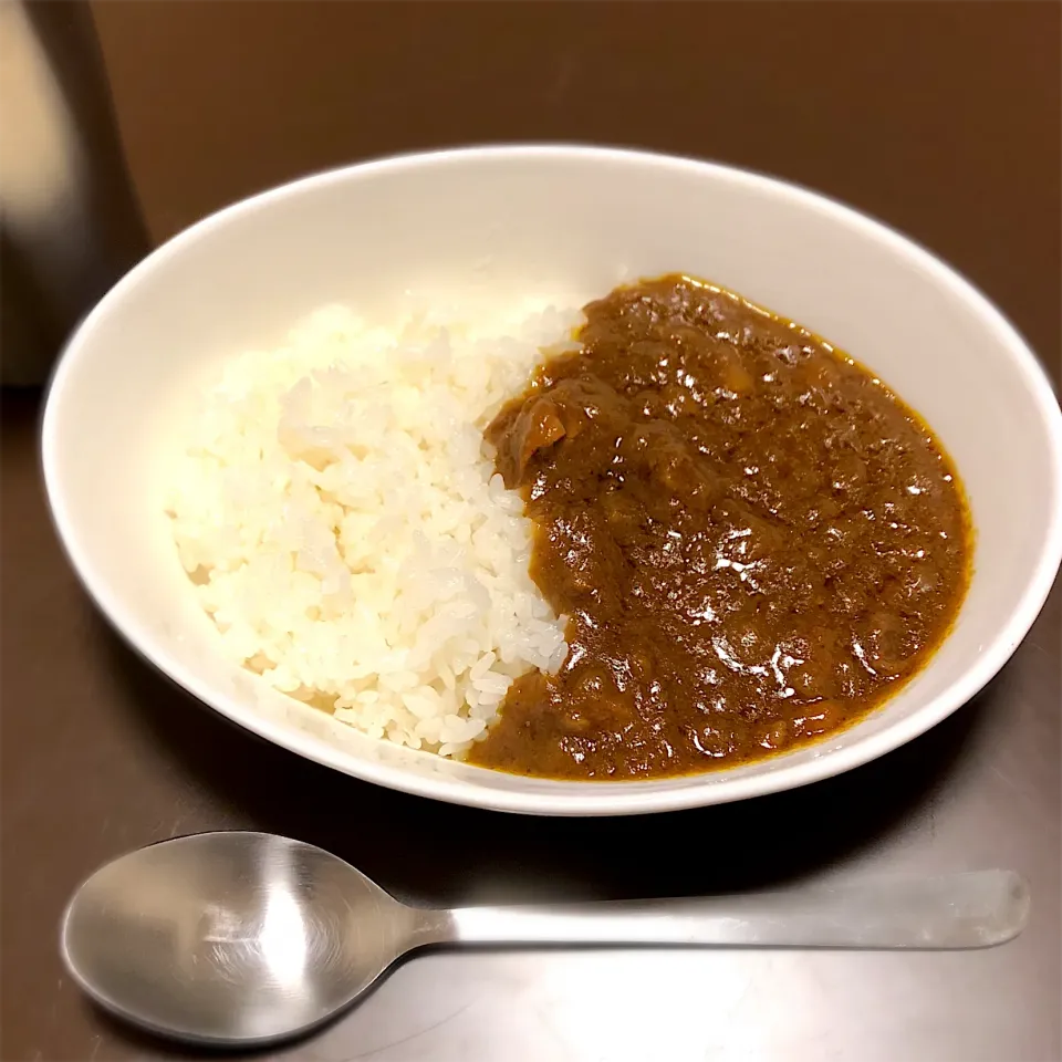 牛バラかたまり肉のビーフカレー|ごんこさん