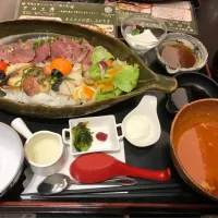 Snapdishの料理写真:アロエ丼 友部SA 2017/12/9|ゆめおさん