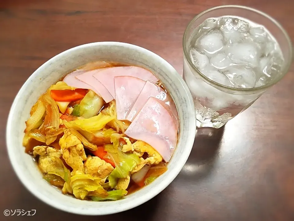 12/21の昼ご飯だよ(*^^*)
★炒め野菜とハムの醤油ラーメン|ソラシェフさん