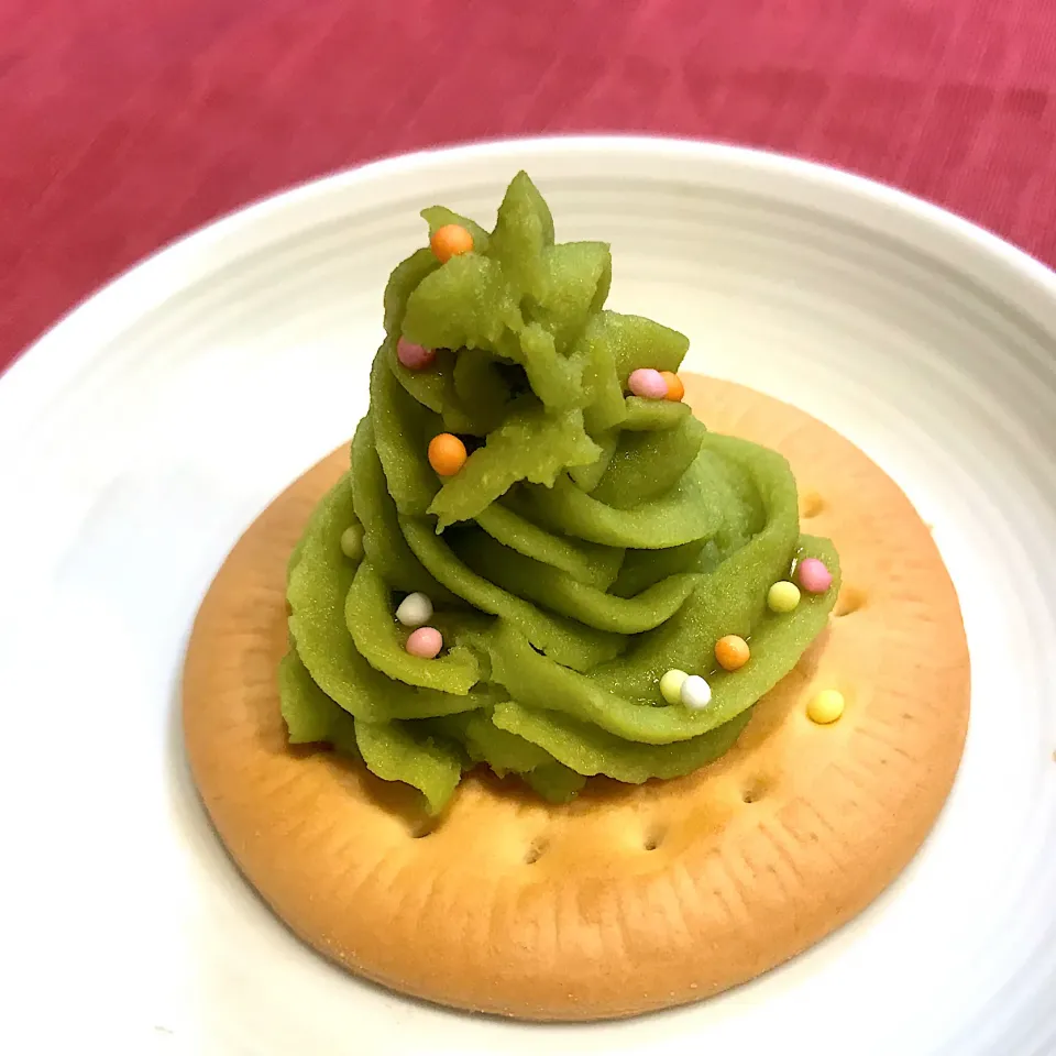 Snapdishの料理写真:のりPさんの、抹茶スイートポテトのツリータルト☆|やにゃさん