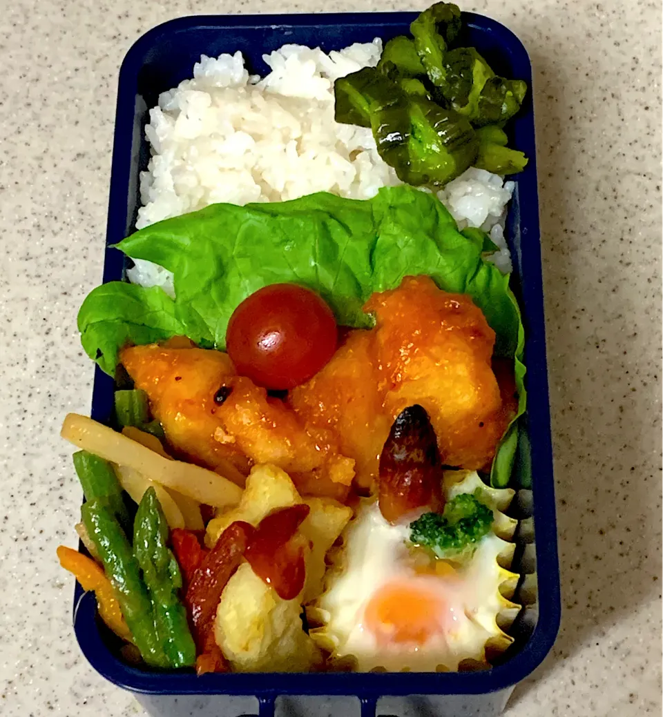 Snapdishの料理写真:エビチリ弁当|besさん