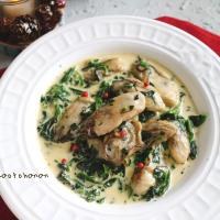 牡蠣とほうれん草のクリーム煮
