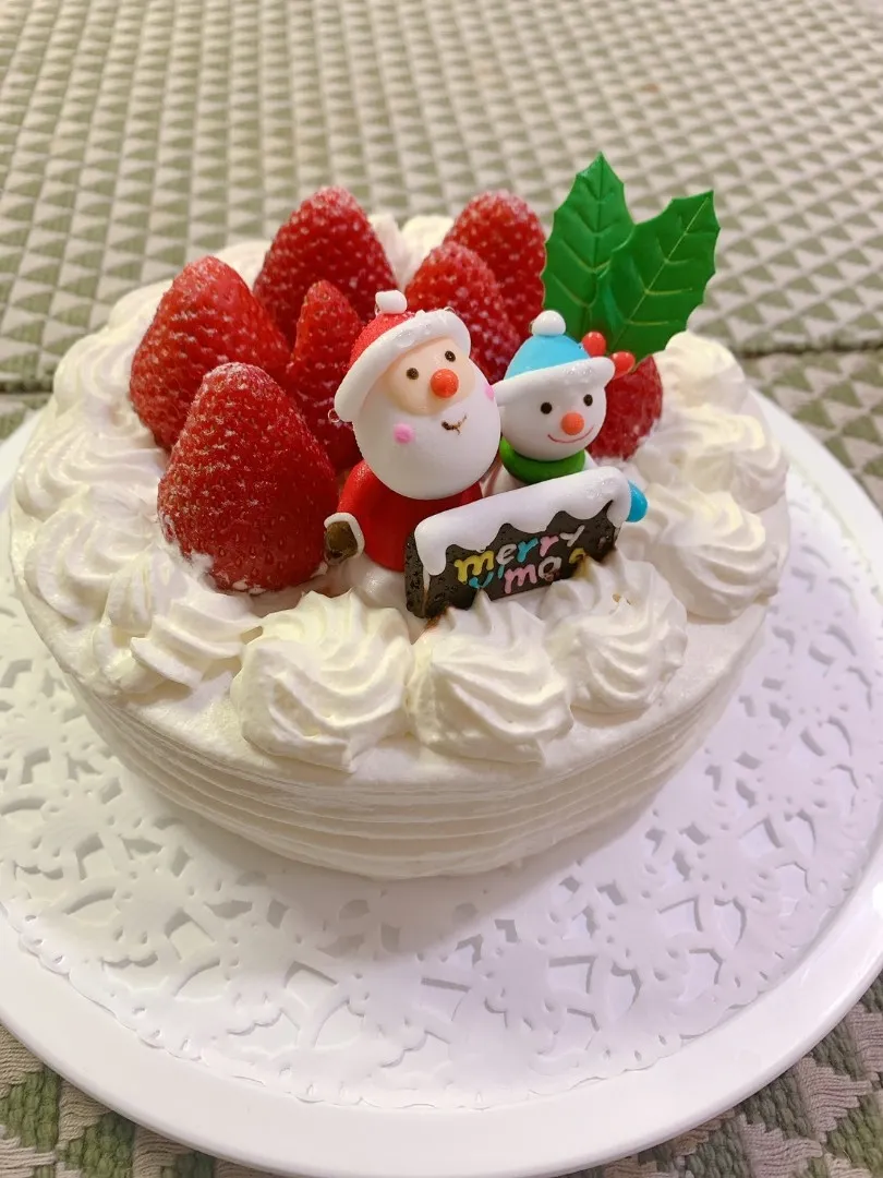 Snapdishの料理写真:クリスマスケーキ|🍴ナッペKさん