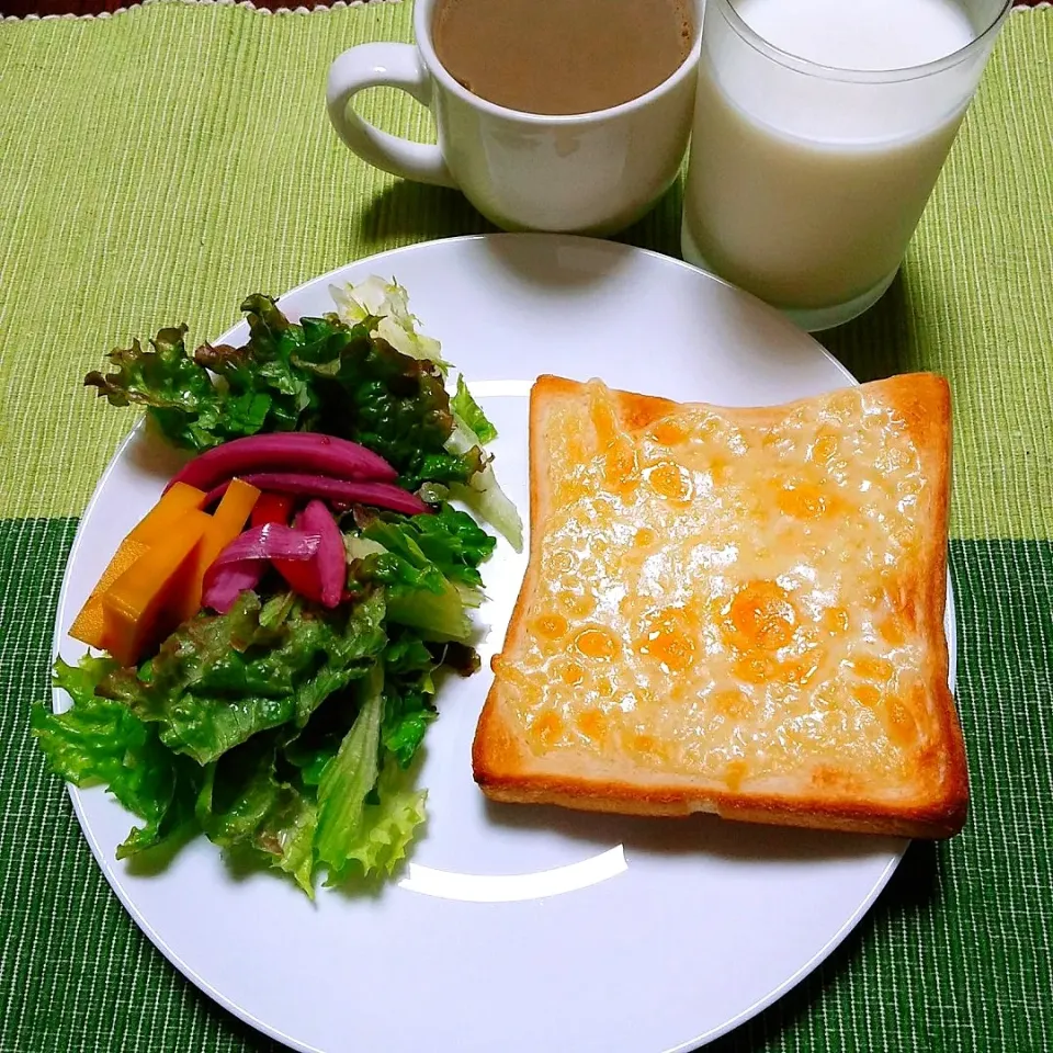 朝食|akkoさん