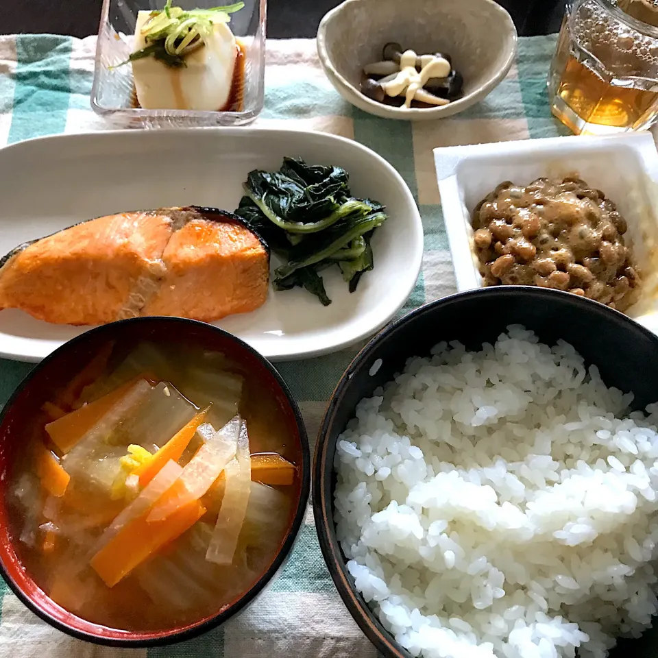 Snapdishの料理写真:焼鮭納豆定食|純さん