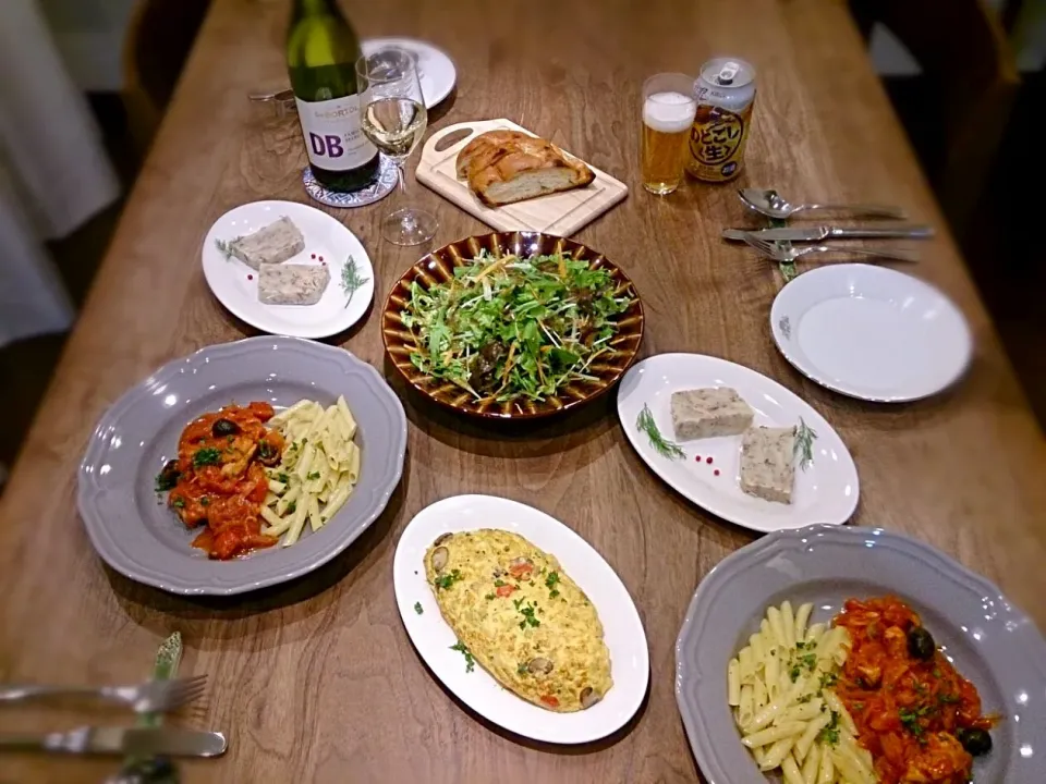 テリーヌとプッタネスカの食卓|古尾谷りかこさん