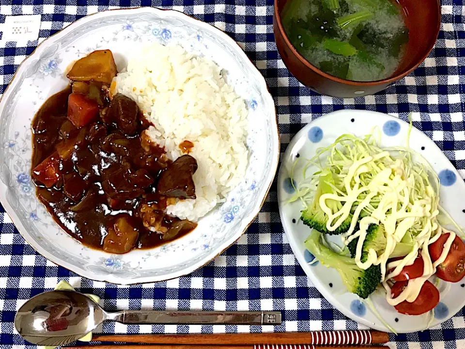 ビーフシチューの晩御飯❤️|えいぽんさん