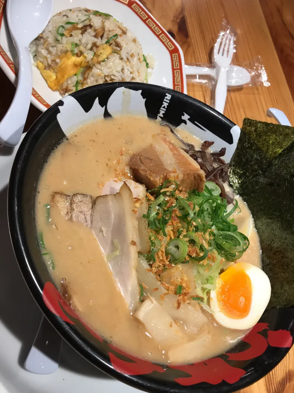 特濃全部のせラーメン|pecoxxxさん