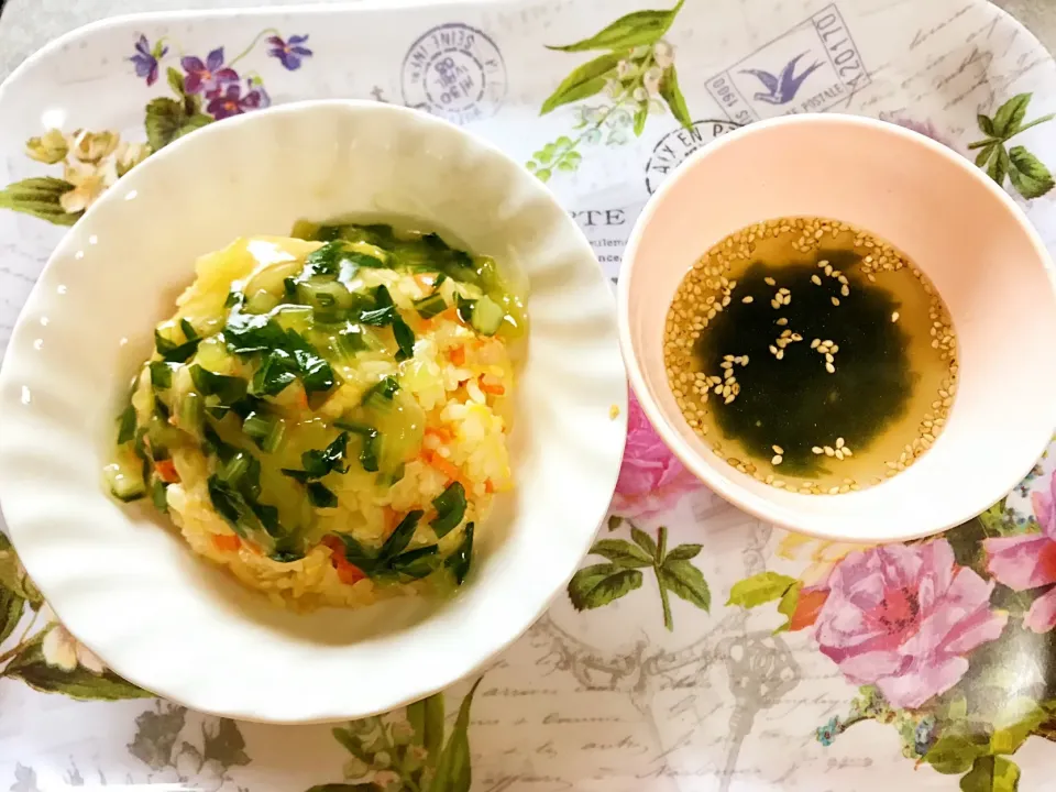 Snapdishの料理写真:1歳✨ご飯♪餡掛けチャーハン|綾奈さん