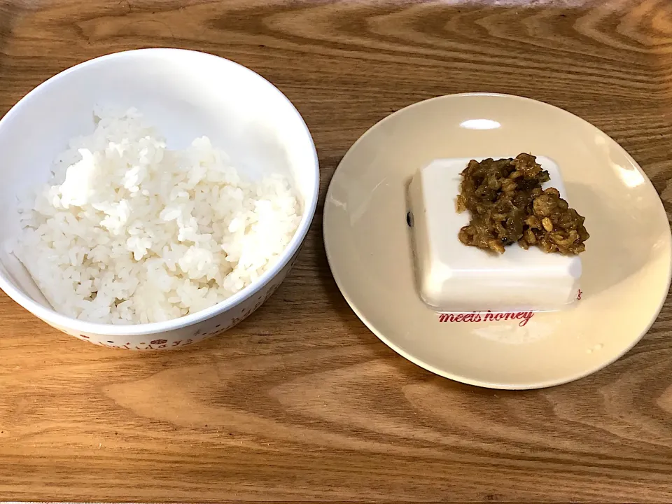 今日の朝食　☆金山寺味噌で冷奴|まぁたんさん