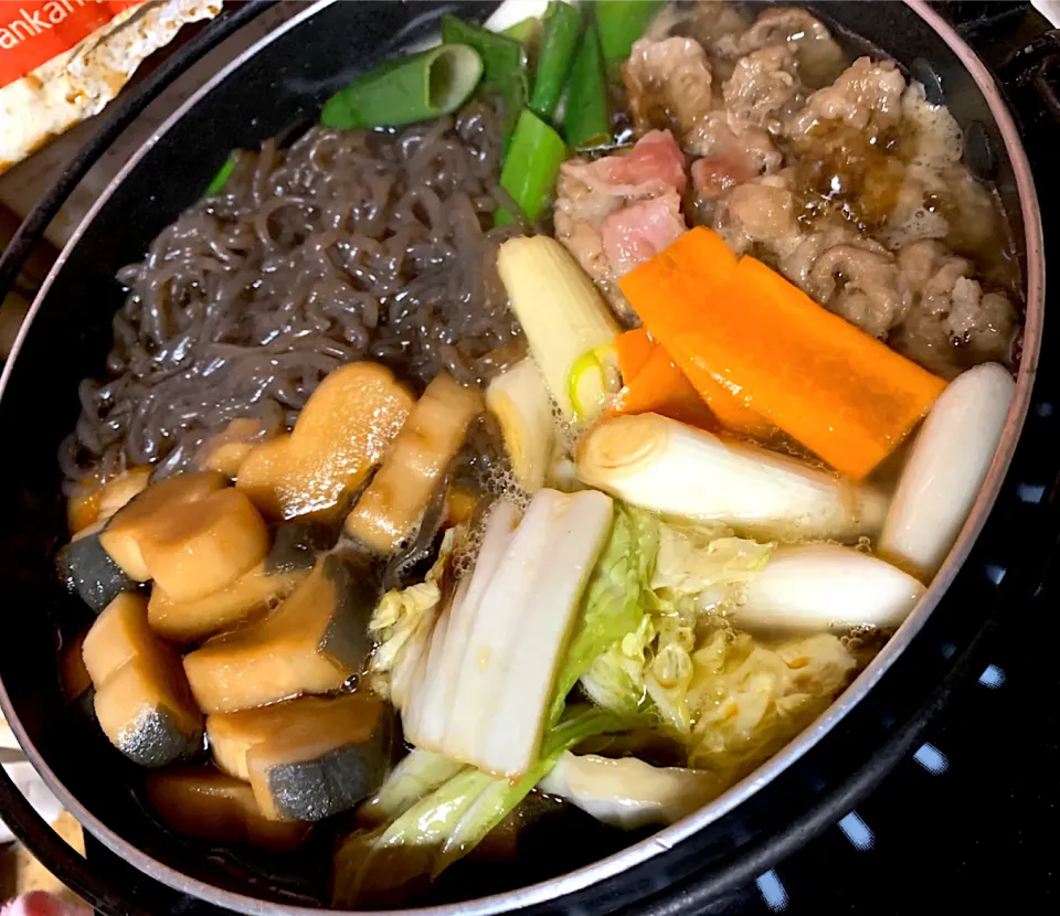 Snapdishの料理写真:牛鍋(すき焼きもどき)生卵付き|こうたんさん