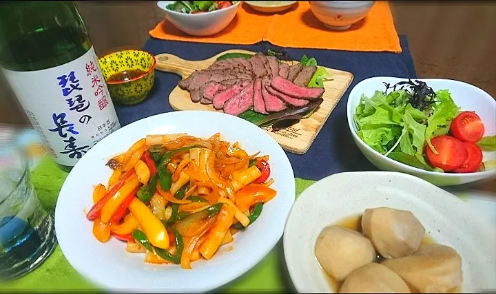 ローストビーフ🐮
  トッポギ🌱
  里芋の煮物✴️
  グリーンサラダ🥗|びせんさん