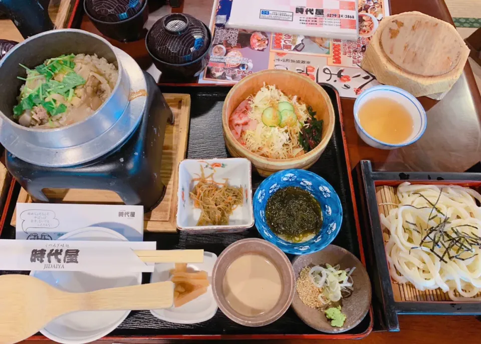 Snapdishの料理写真:伊香保時代屋の釜めし🍙✨|nacchan♪さん