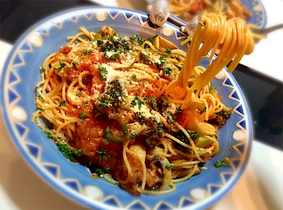 今年の麺活も残りわずか。。。パスタの最後はトマト🍅ソースで^_^|Takeshi  Nagakiさん