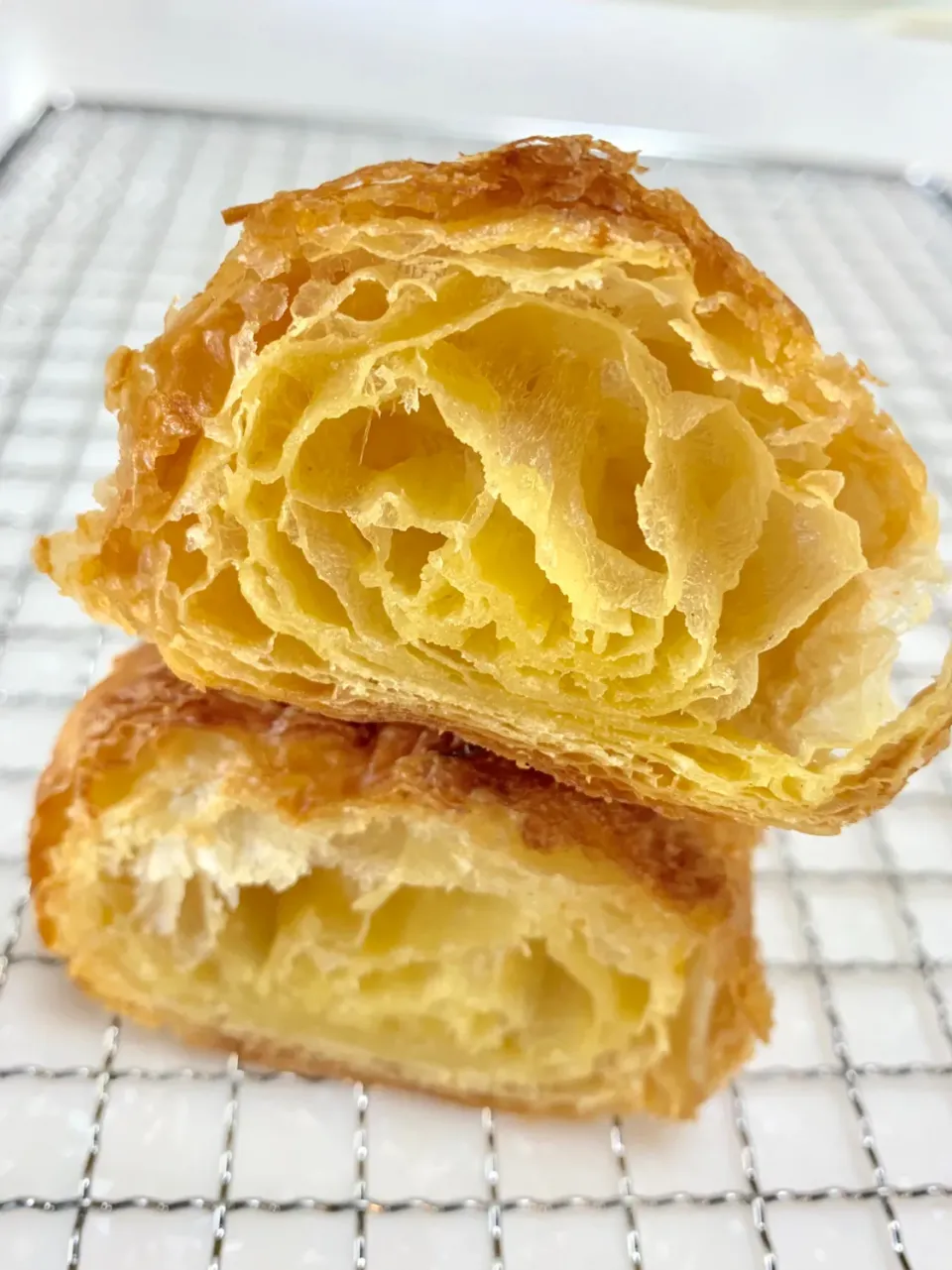 Cut end of the croissants|gonbenさん