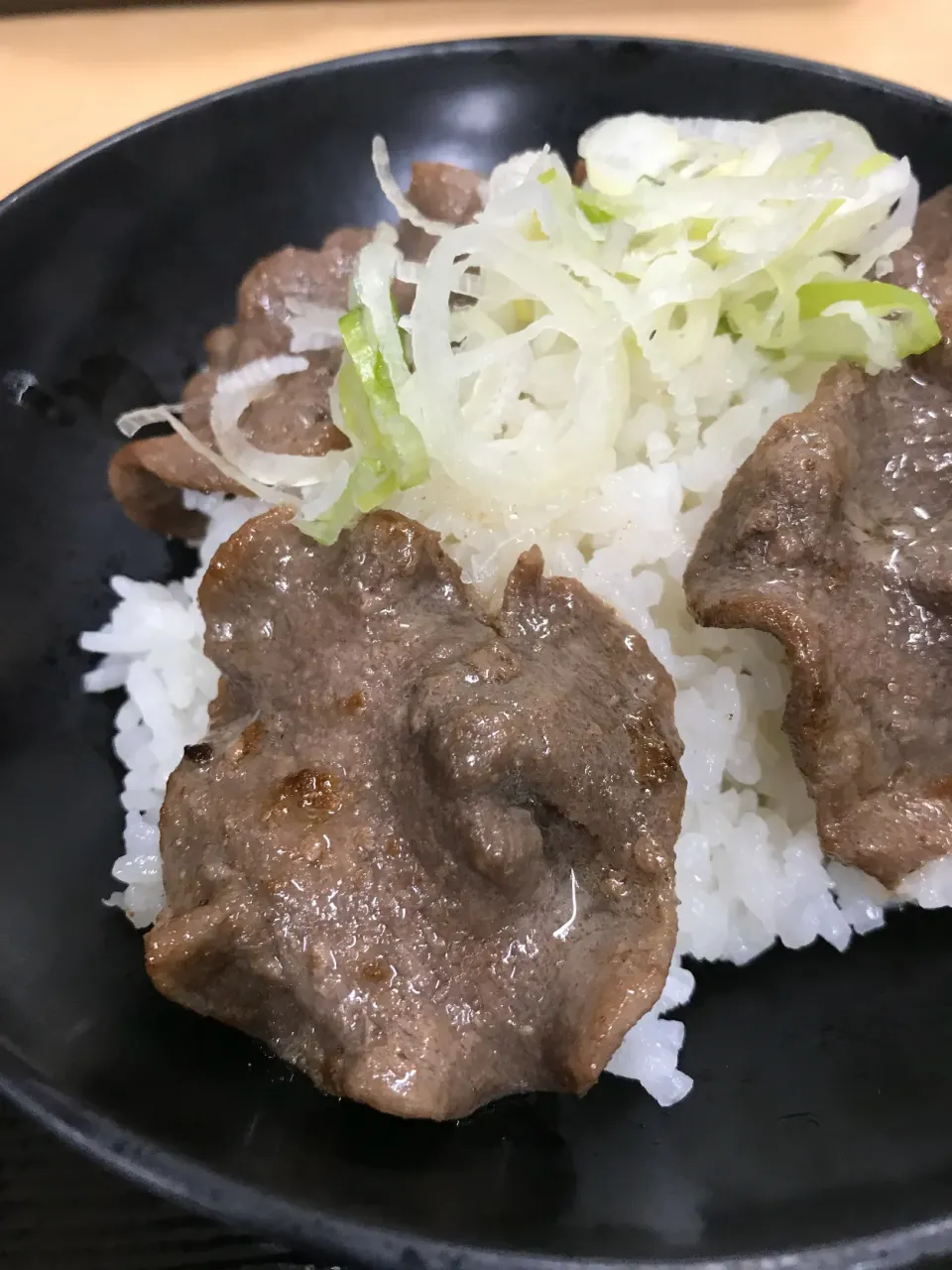 牛タン丼|しろさん