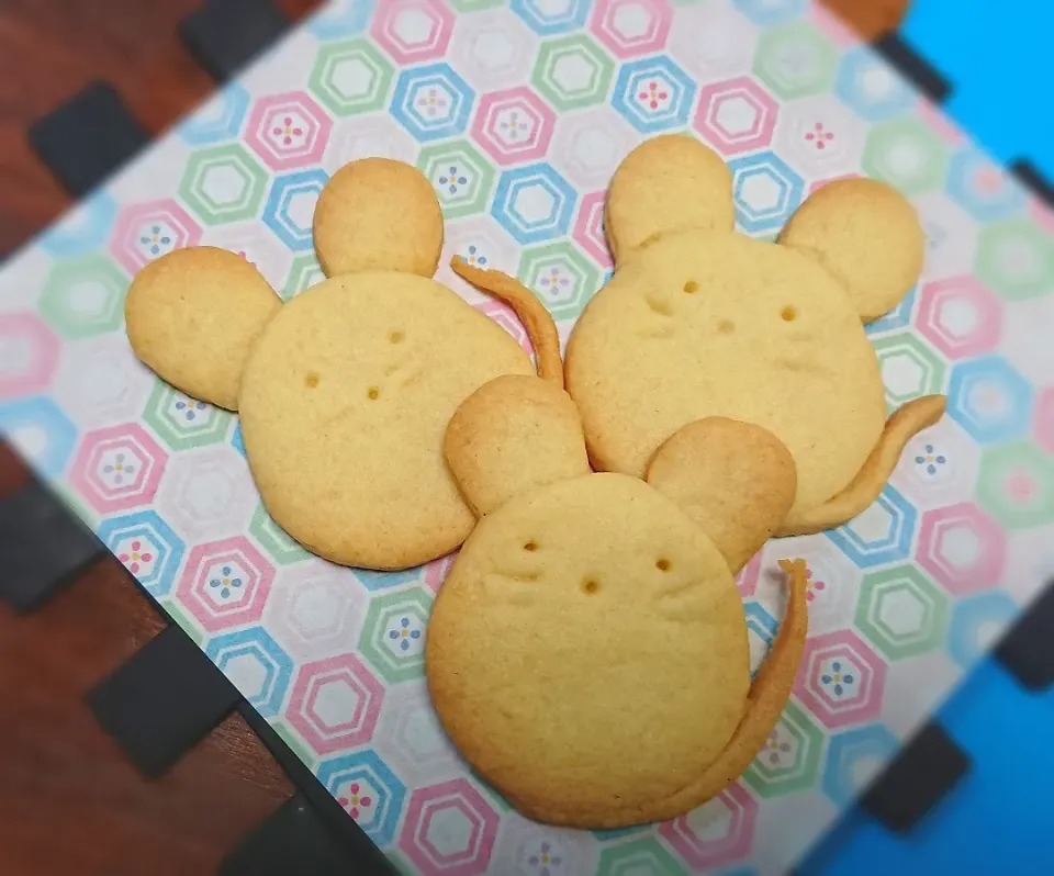 ねずみクッキー🐭|たかたれさん