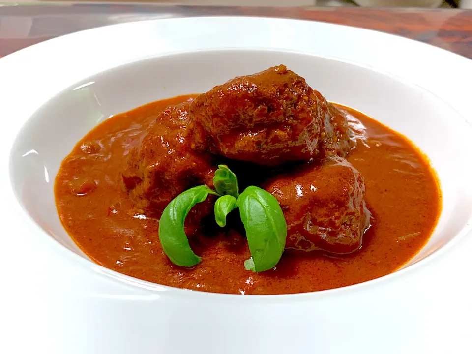 Meatballs in tomato sauce|Nachaz Kitchenさん