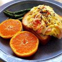 #休日の朝ごはん2/1😙