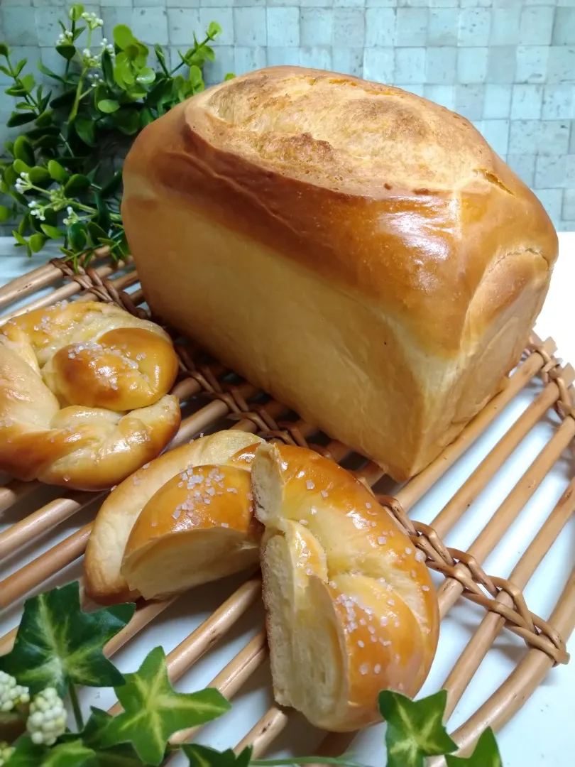 今年の初焼きはプリンブレッド😉🍮|あみさん