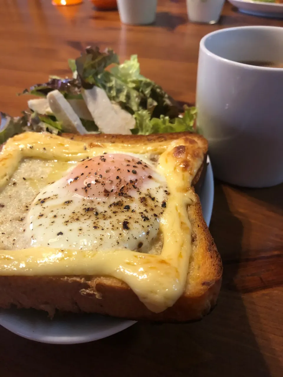 1/3の朝食　目玉焼きトースト|yoneさん