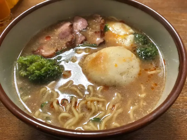 マルちゃん正麺🍜、豚骨醤油味❗️ お　(*￣Θ￣)✨|サソリさん