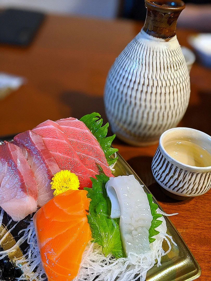 刺身と日本酒|あきたさん