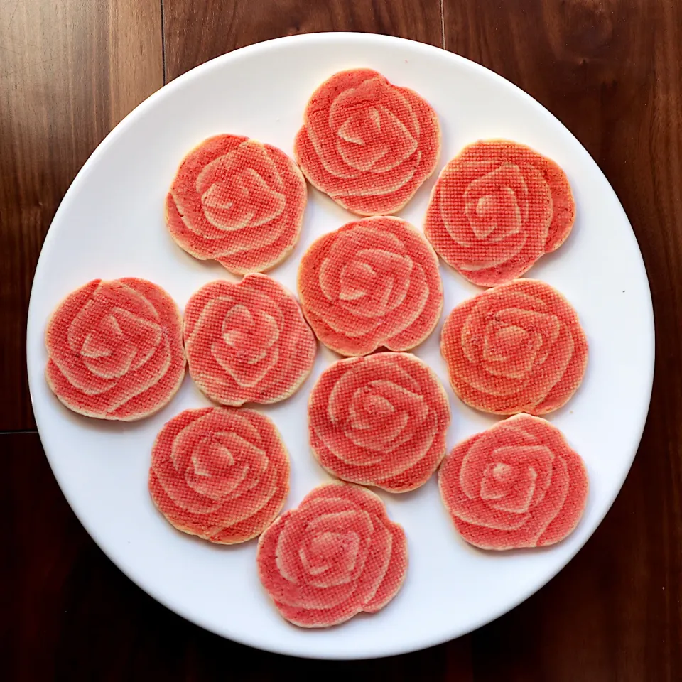 バラのクッキーを作りました🌹|izuyoさん