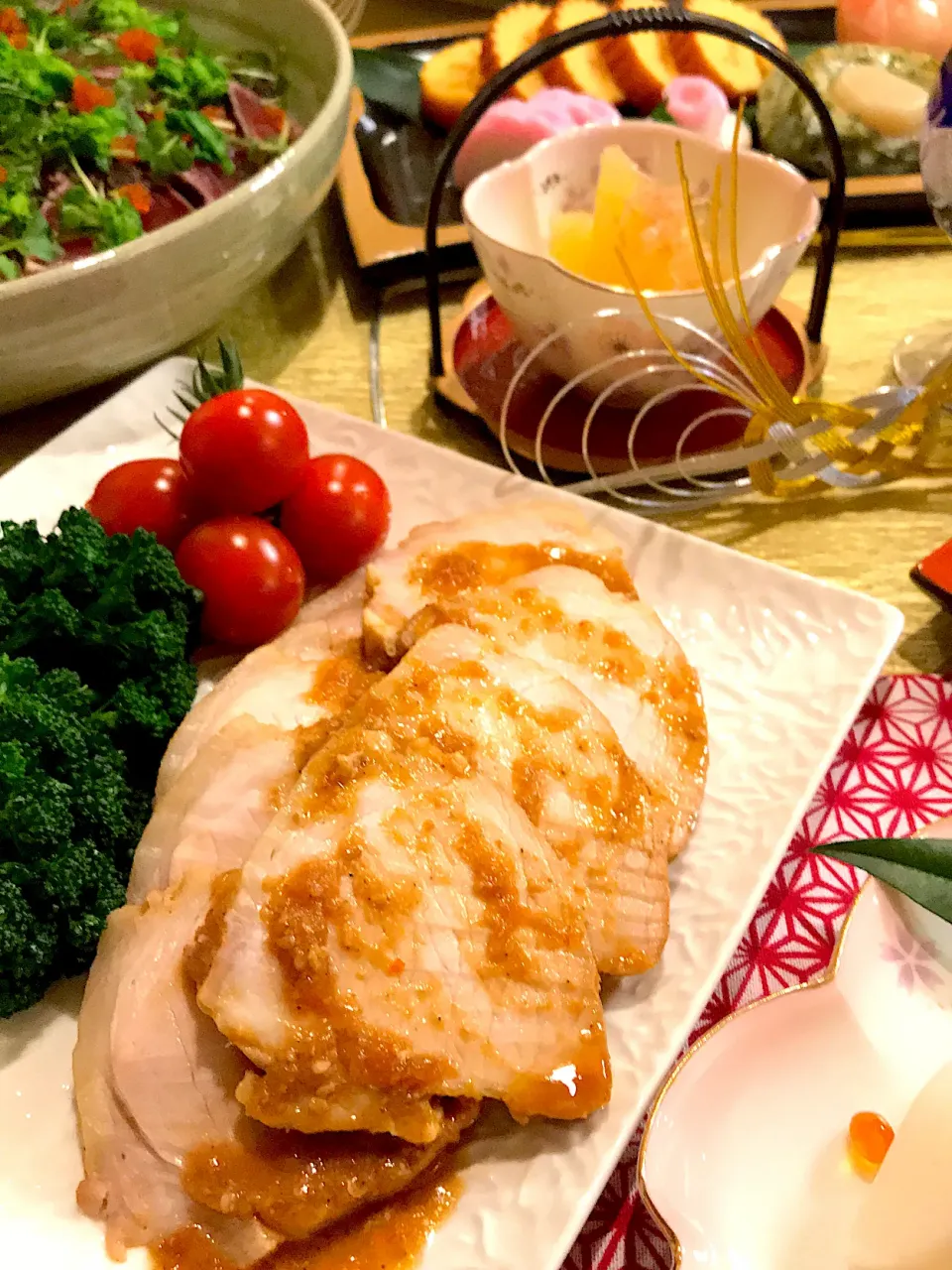 桜央里さんの料理 お手軽にしっとり味噌焼豚❣️レンジにお任せでお正月に助かりました☺️|サミカさん