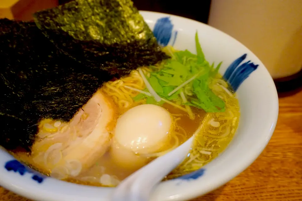 Snapdishの料理写真:塩ラーメン 味玉子、のりトッピング|Shiny1022さん