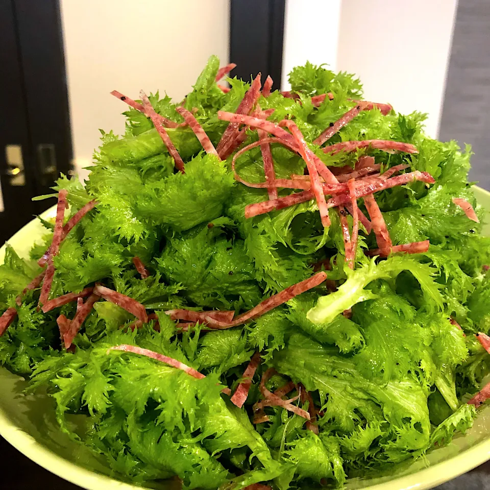 サラミサラダ🥗|ヨッチャンさん