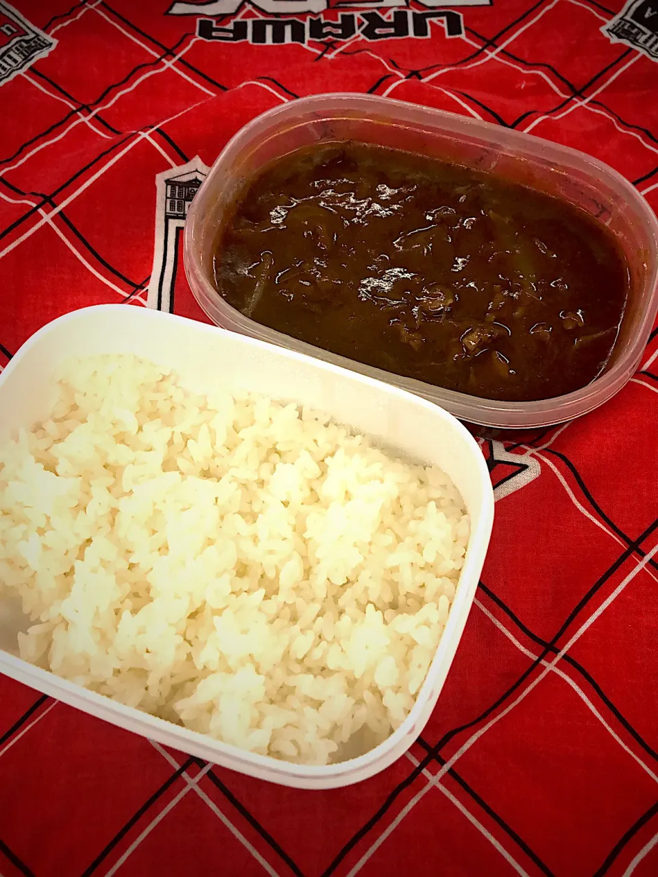 ホロホロ牛すじカレー弁当|超絶トルーマン石6さん