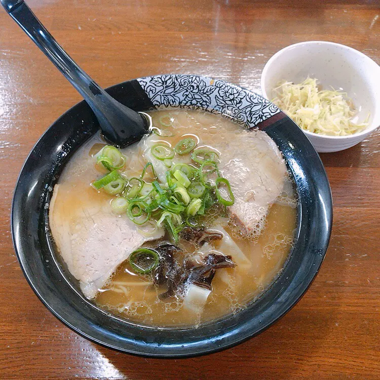 横綱ラーメン🍜|ちゃみこさん