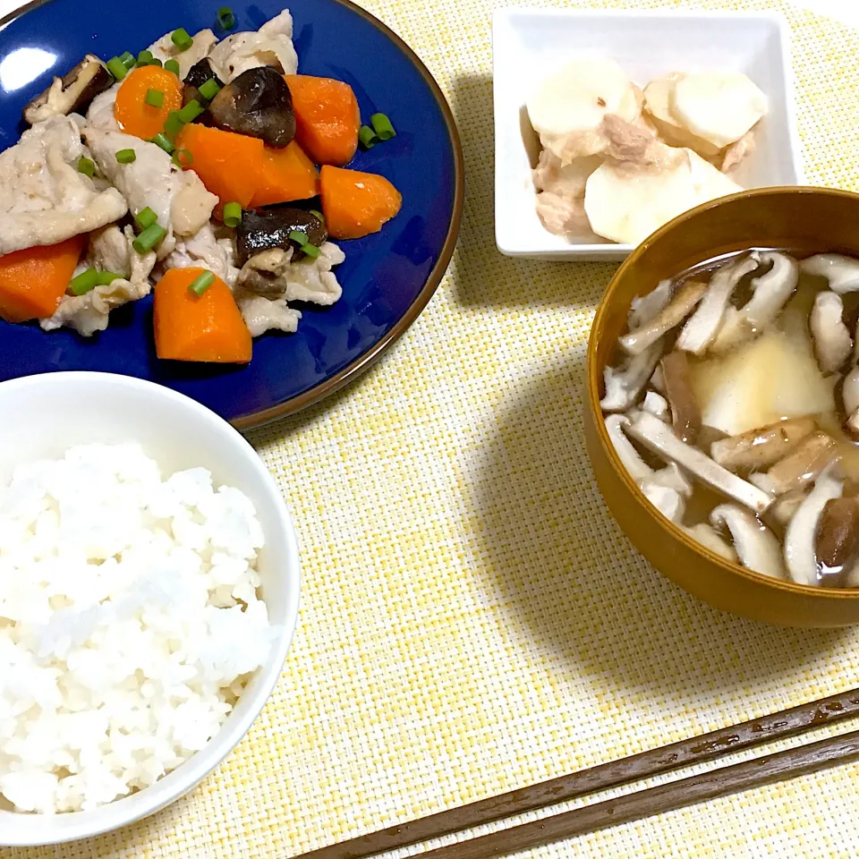 Snapdishの料理写真:豚肉の香味ペースト炒め|aiさん