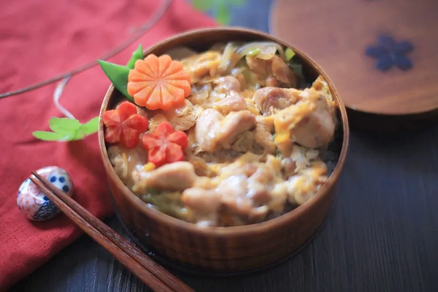 時短簡単節約に❣️親子丼弁当|ゆいか＊さくママさん