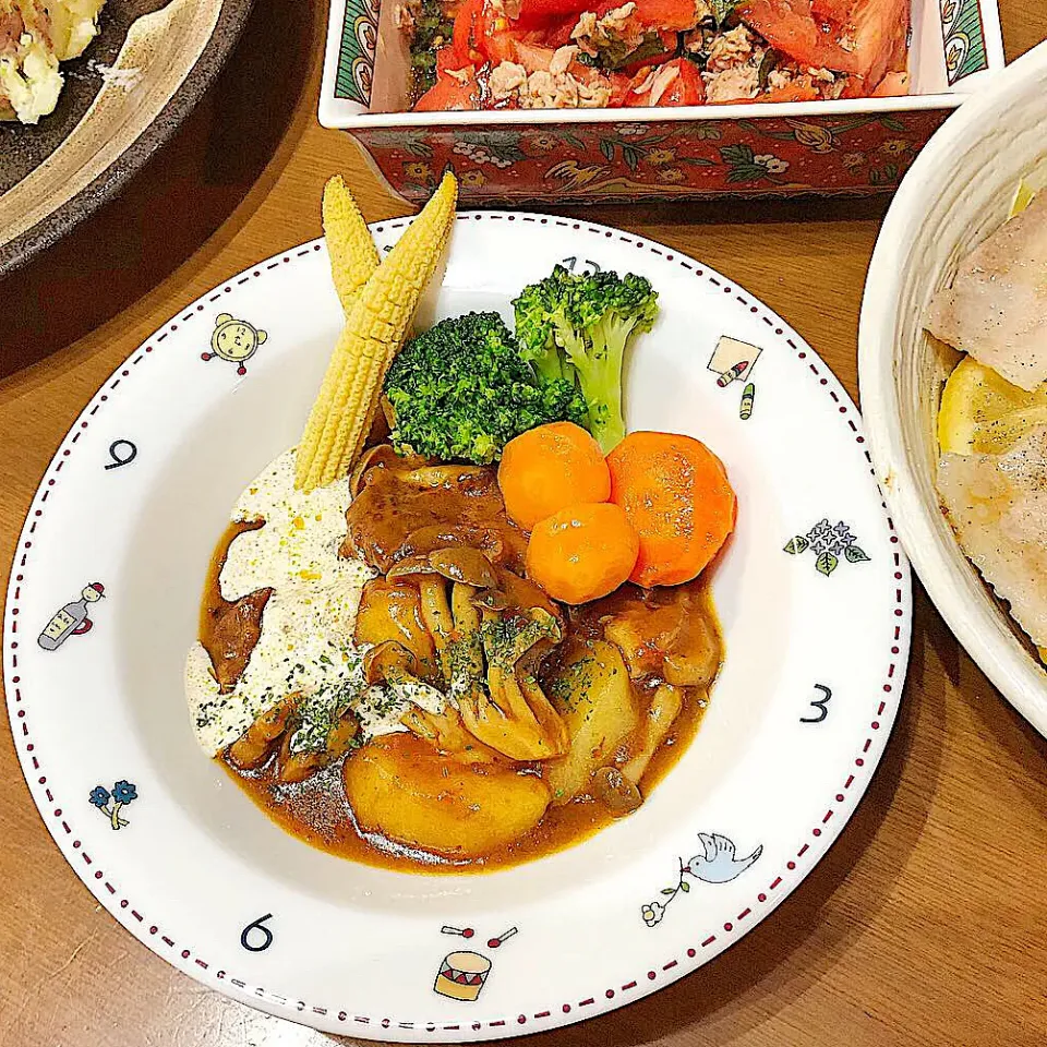 とれたて野菜のビーフシチュー🤤|かなこ🌼さん